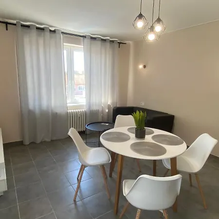 Apartman Zara 3 *